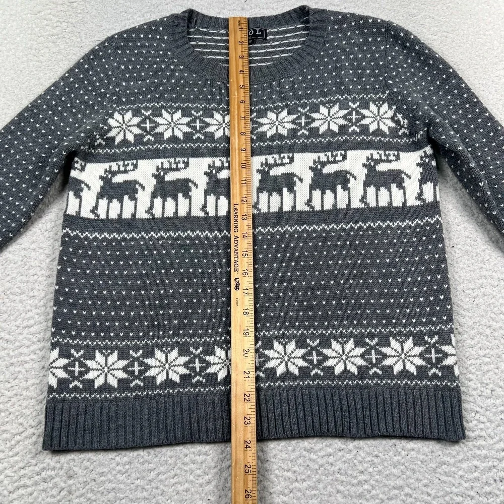 POL Anthropologie Sweater Women's M Knit‎ Fair Isle Snowflake Reindeer Christmas